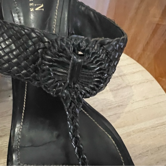Lauren Ralph Lauren McKenna Wedge
Thong Sandals Black Leather Good Condition - Picture 7 of 11